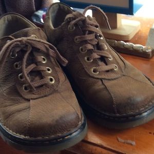 Men’s doc martens used